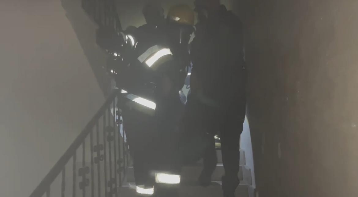 Yasamaldakı yanğında üç nəfər ölüb, 20 nəfər zəhərlənib - YENİLƏNİB (FOTOLAR/VİDEO)